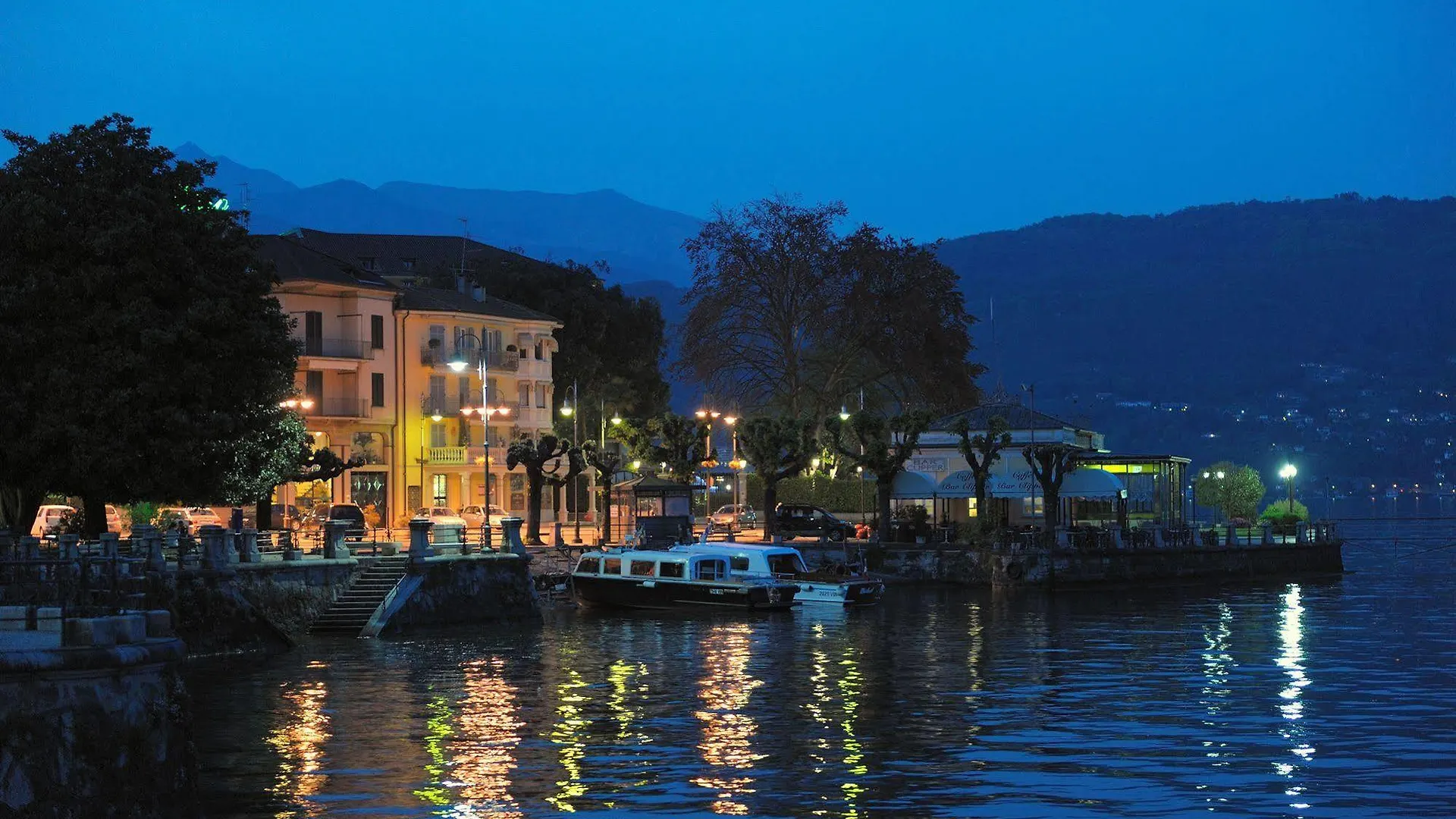 Hotel Elvezia Lake Maggiore 2*,